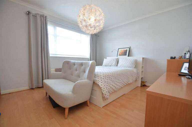 🪄🌸Beautiful Double Room in Brick Lane⭐Well Connected Flat: 5-min Walk to Aldgate East Station!