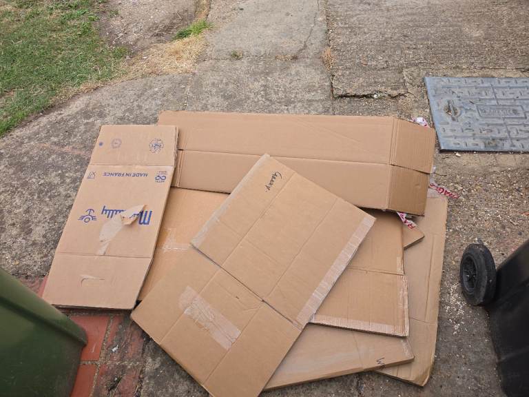 Boxes free of charge