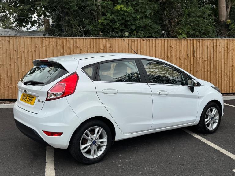 2016 Ford Fiesta 1.25 82 Zetec 5dr HATCHBACK Petrol Manual