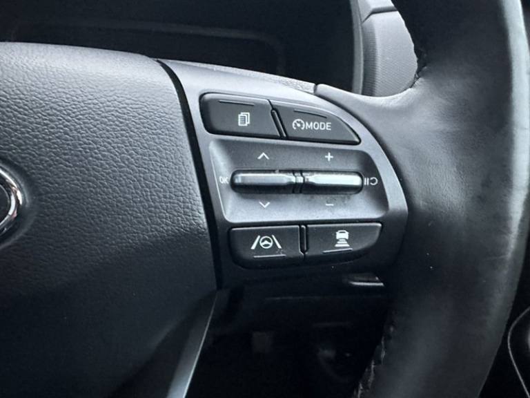 2022 Hyundai KONA 1.6 Gdi Hybrid Premium 5dr DCT Auto SUV HYBRID Automatic