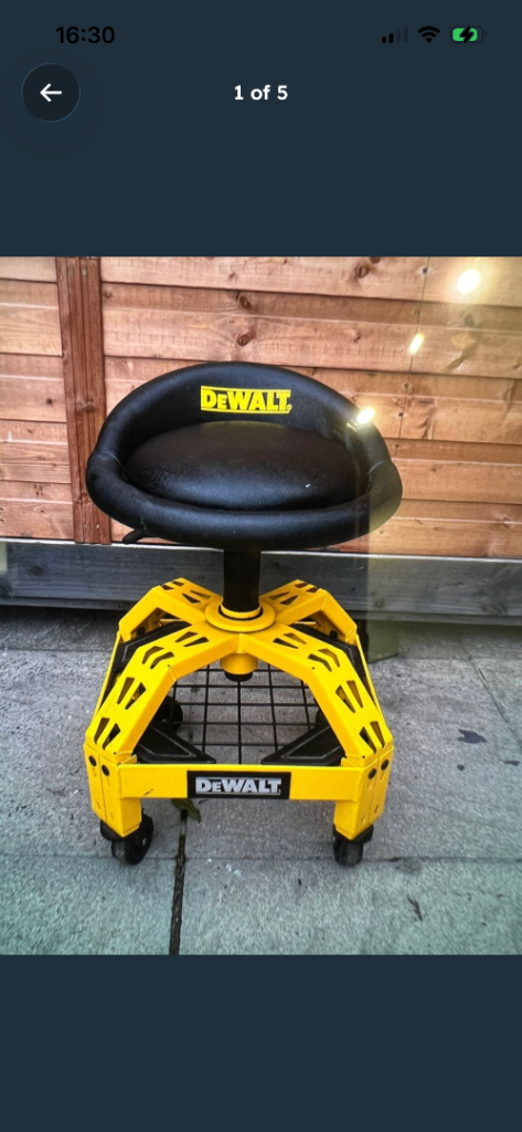DeWalt DXSTAH02S Rolling Mechanic Stool 