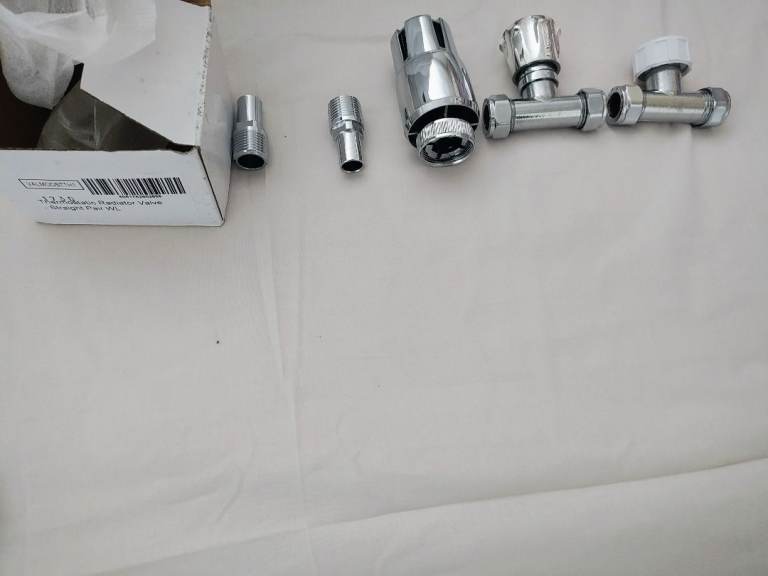 Straight radiator values 