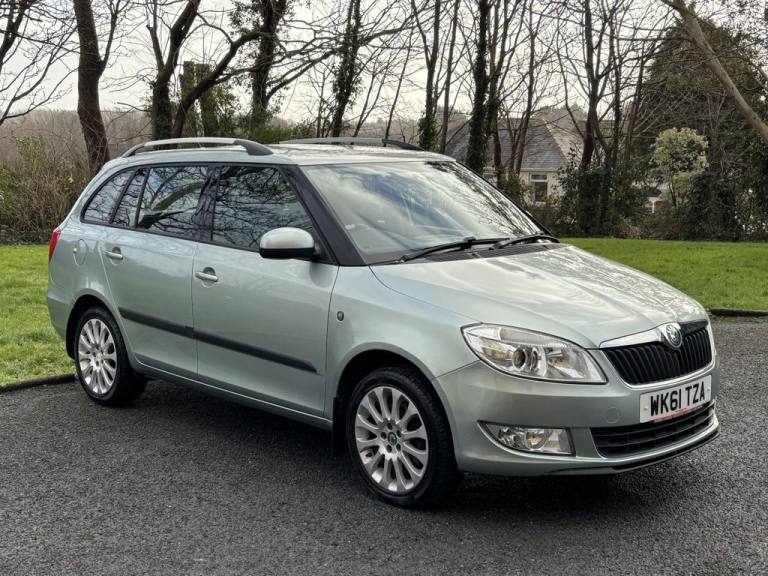 2011 61 SKODA FABIA 1.2 TSI ELEGANCE ESTATE 5DR PETROL DSG EURO 5 (105 PS)