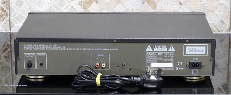 DENON DCD-655 CD PLAYER AND ORIGINAL REMOTE CONTROL