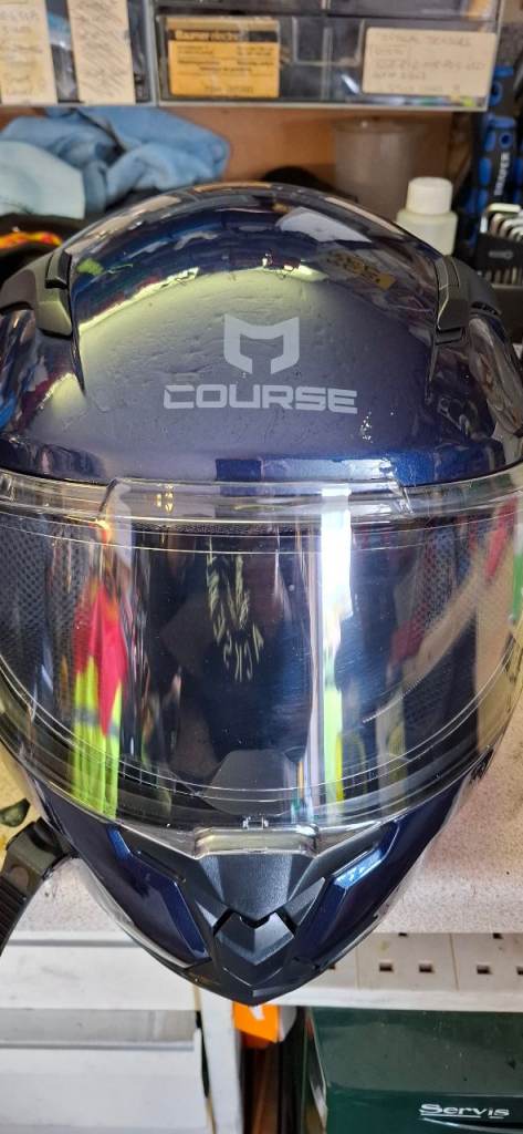 Course surfer crash helmet 