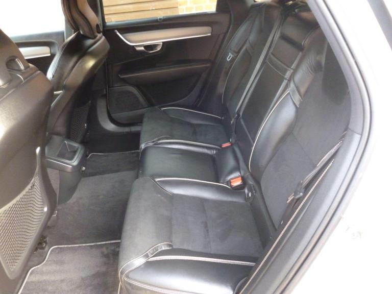 2020 Volvo V90 2.0 D4 R-Design Plus Auto Euro 6 (s/s) 5dr ESTATE Diesel Automatic