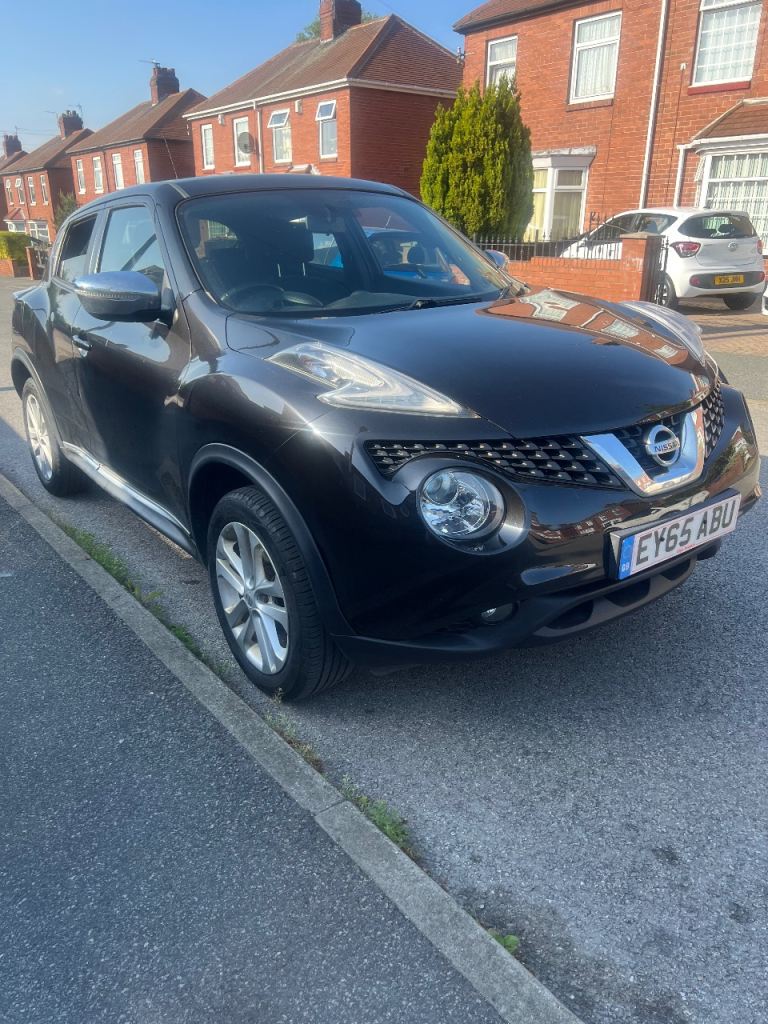 Nissan, JUKE 1600cc Automatic- 3 previous owners 