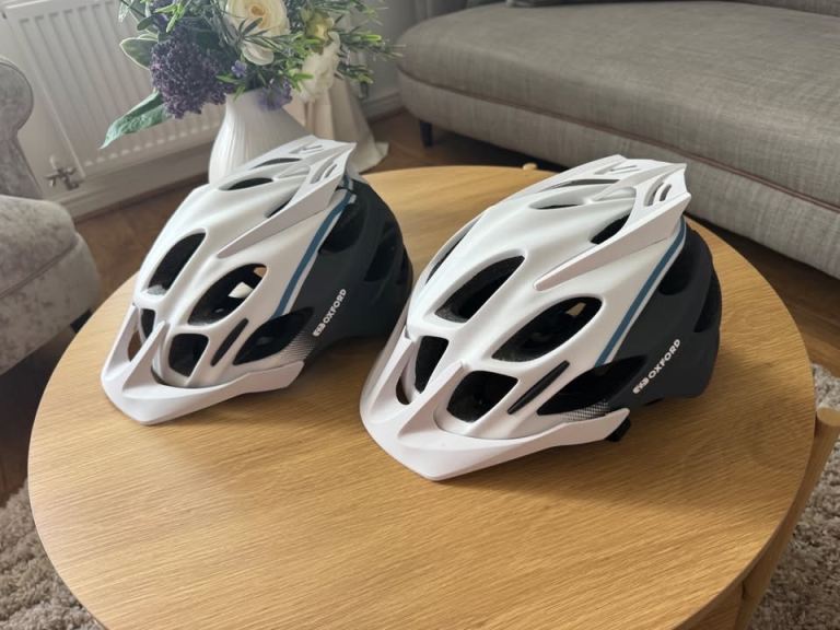 Brand New Oxford Cycling Helmet (Size L 58-61cm)