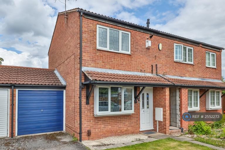 2 bedroom house in Crusader Court, Nottingham, NG11 (2 bed) (#2552273)