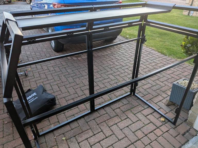 EQUINOX MK 2 DJ BOOTH WITH LOTS OF ADD ONS IN VGC 