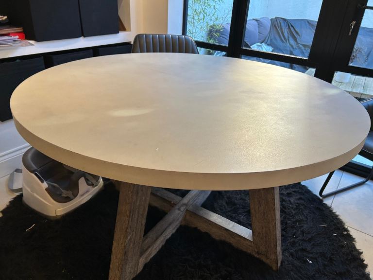 Concrete effect dinning table 