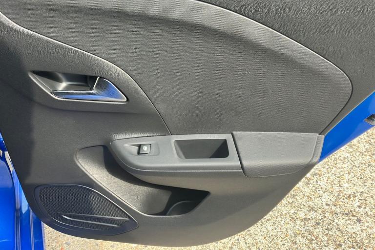  Vauxhall Corsa Electric 50kWh Ultimate Hatchback 5dr Electric Auto 136 ps