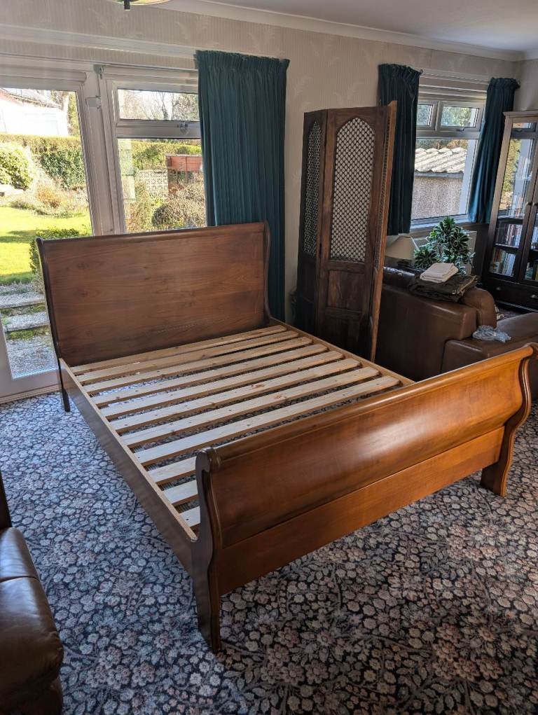 King Size Sleigh Bed