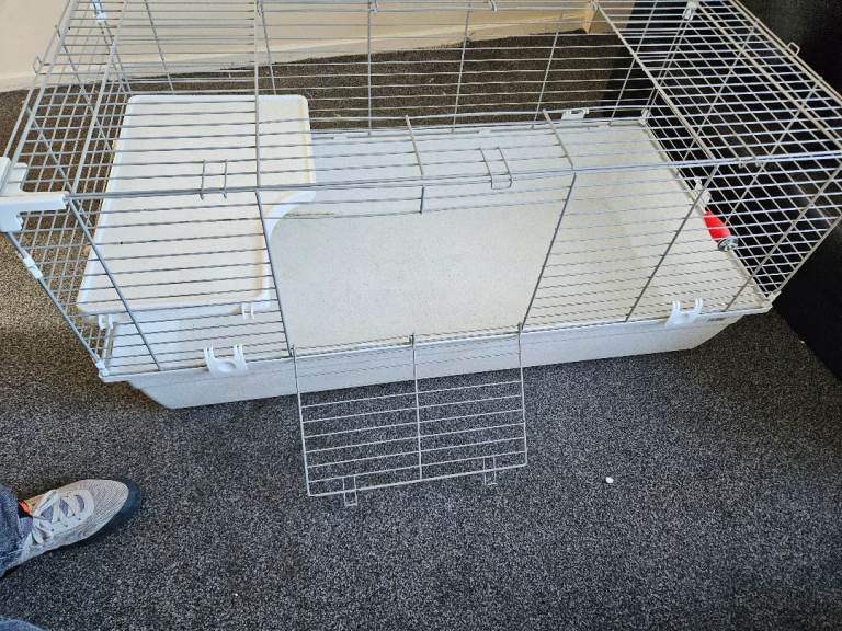 Rabbit cage 