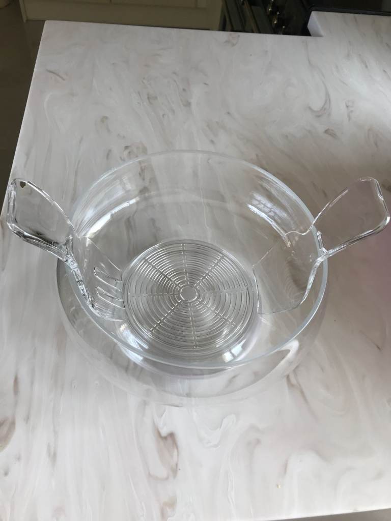 CLEAR PERSPEX SALAD BOWL WITH ICE SECTION AND MATCHING SERVERS - NEVER USED