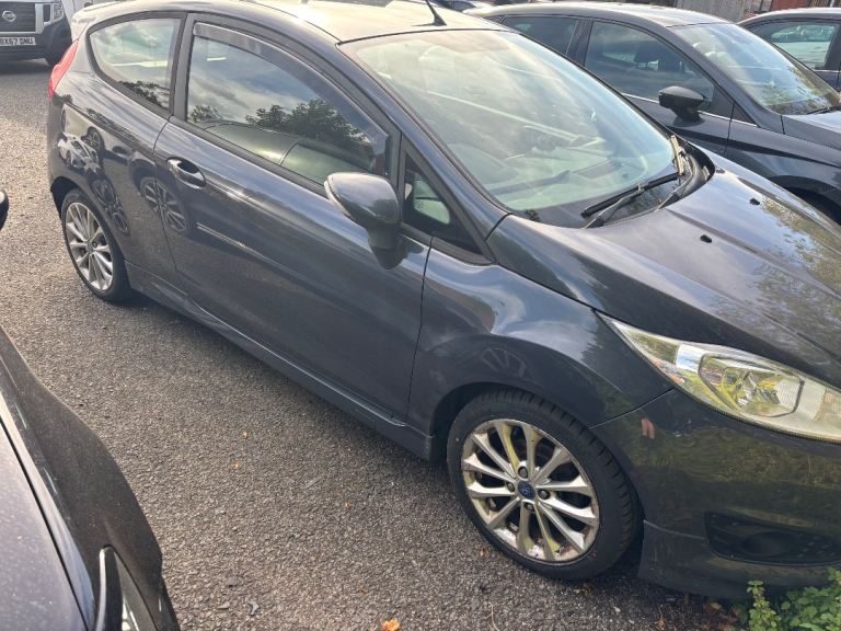 Ford, FIESTA, Hatchback, 2014, Manual, 1560 (cc), 3 doors