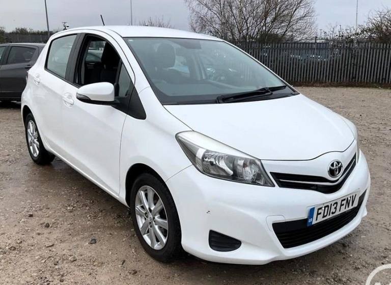 2013 Toyota Yaris 1.33 Dual VVT-i TR Hatchback 5dr Petrol Manual Euro 5 (101 ps) Hatchback Petrol...