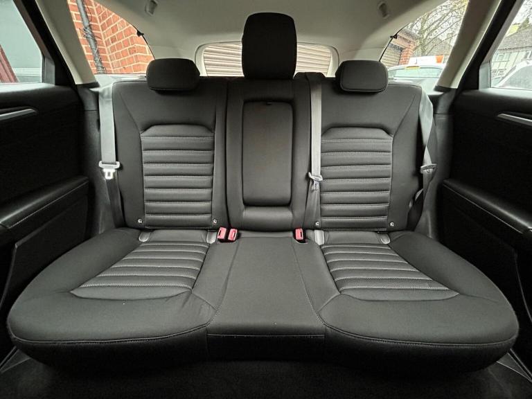 FORD MONDEO 2.0 TDCi Zetec Euro 6 (s/s) 5dr 2015