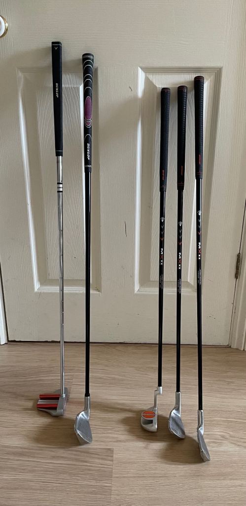 Dunlop Junior Golf Clubs – Good Condition