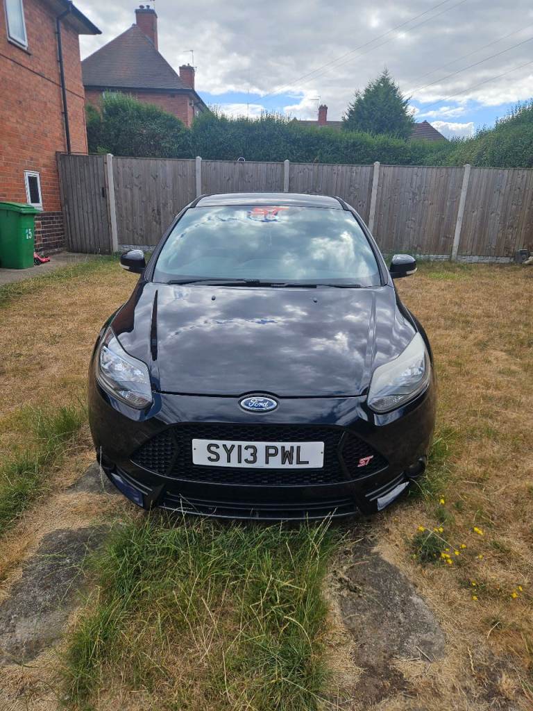Ford, FOCUS, Hatchback, 2013, Manual, 1999 (cc), 5 doors