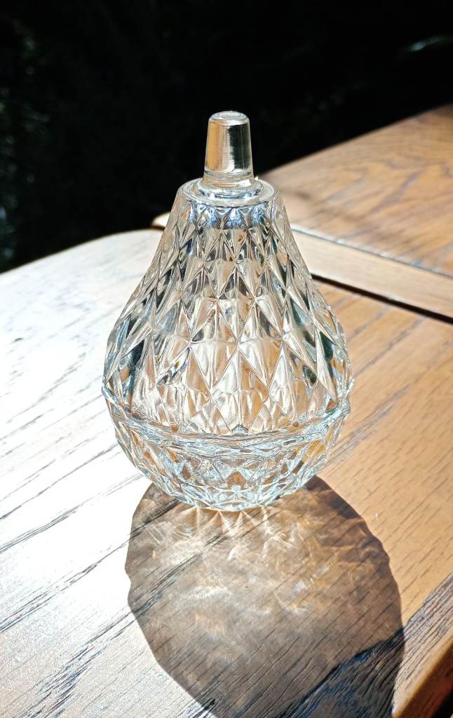Vintage Italian Crystal Pear Shaped Lidded Trinket Box With Diamond Pattern