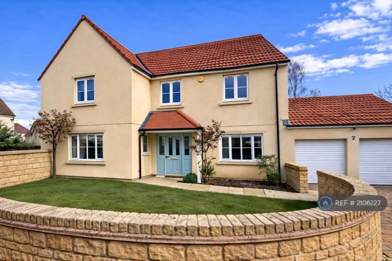 5 bedroom house in Buckthorn Row, Corsham, SN13 (5 bed) (#2106227)