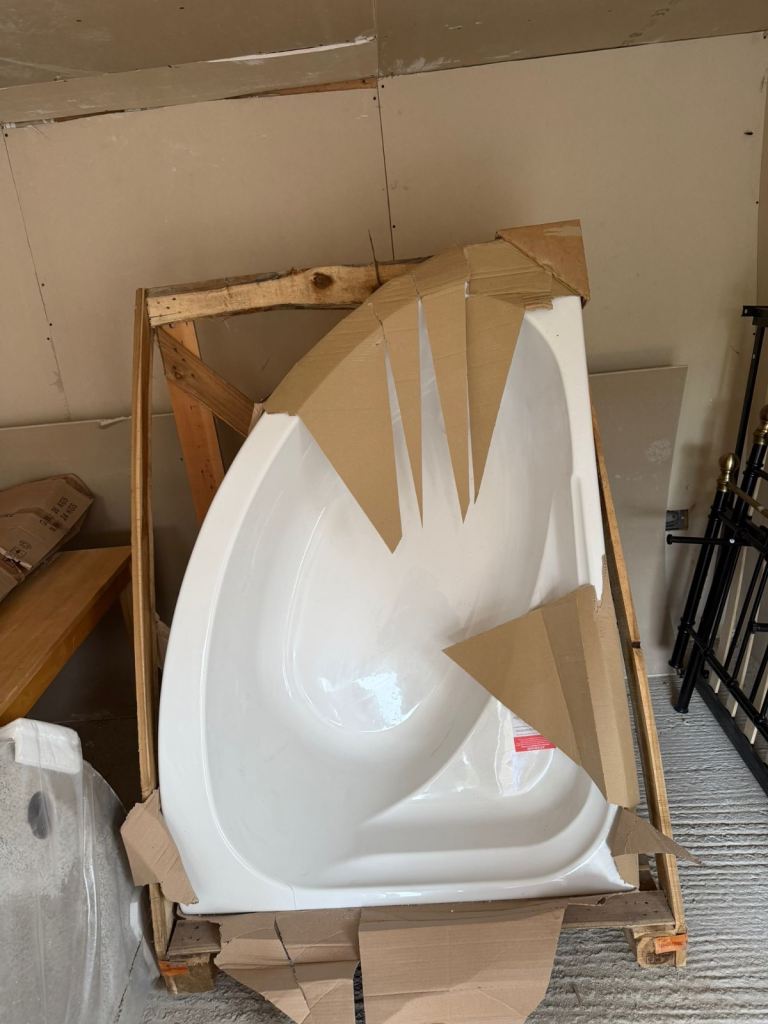Brand New White Corner Bathtub – Still in Crate