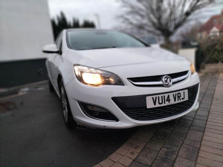 Vauxhall, ASTRA, Hatchback, 2014, Manual, 1686 (cc), 5 doors