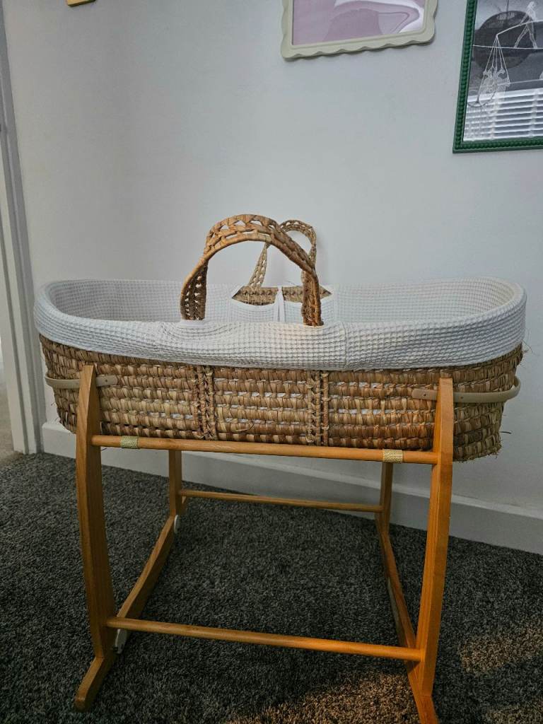 Clair de Lune Bassinet & Stand