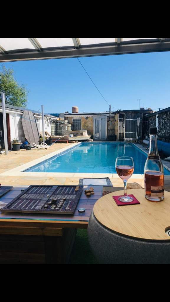 Large double room for rent in Rayleigh 