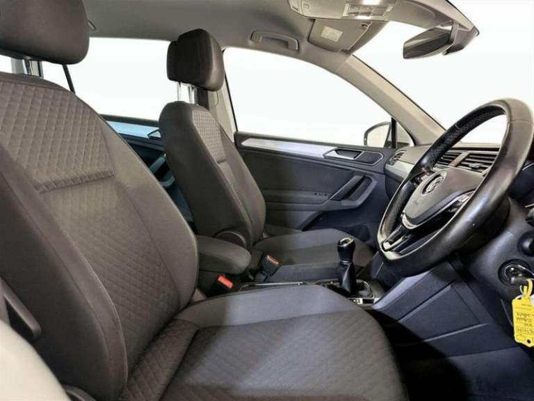 2017 Volkswagen Tiguan 2.0 TDI SE Navigation Euro 6 (s/s) 5dr Manual SUV Diesel Manual