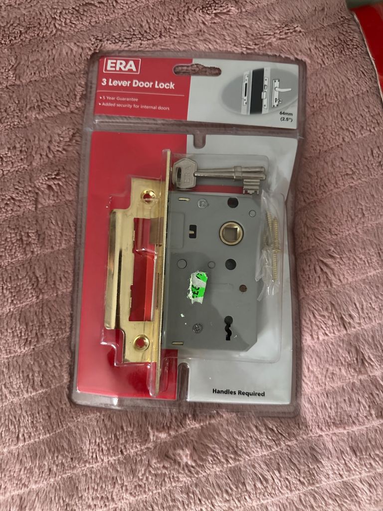 Door Handle Paired Lock and Keys 