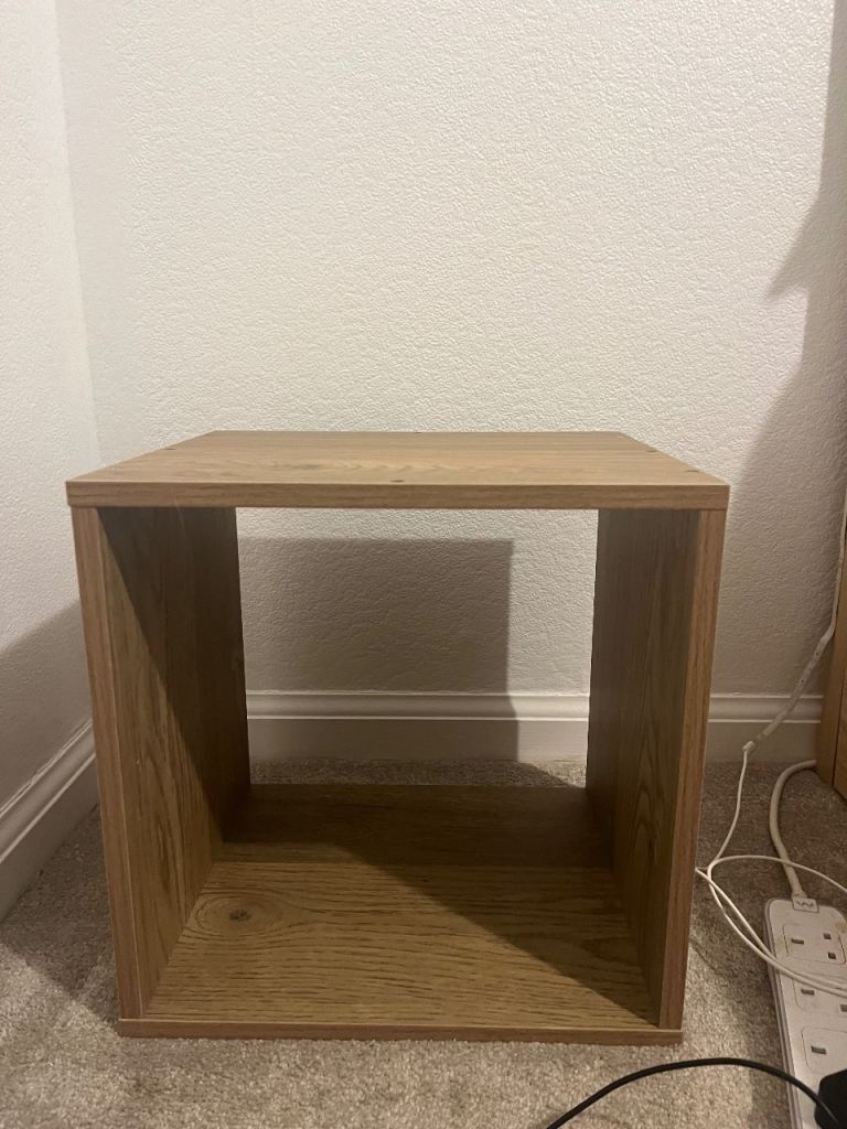 2 x Matching Bedside Table/Storage Unit