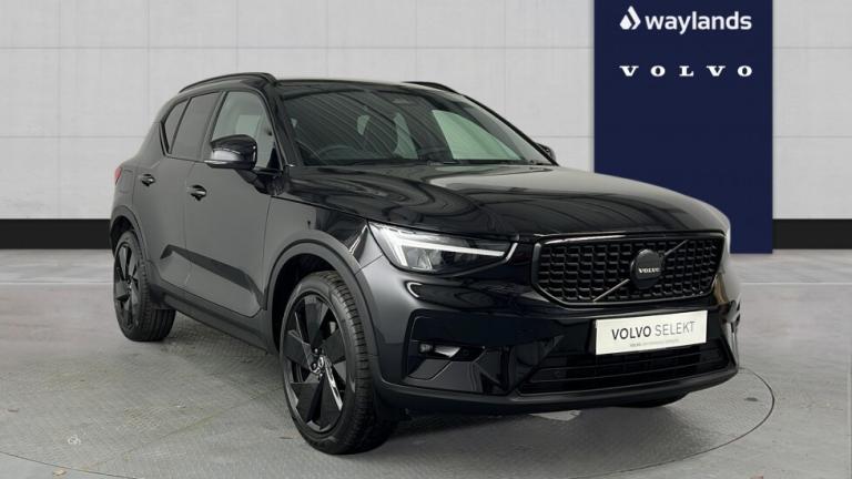 2025 Volvo XC40 B3 Black Edition Plus, Mild hybrid, Petrol(Pilot Assist, Parking Camera) Estate P...