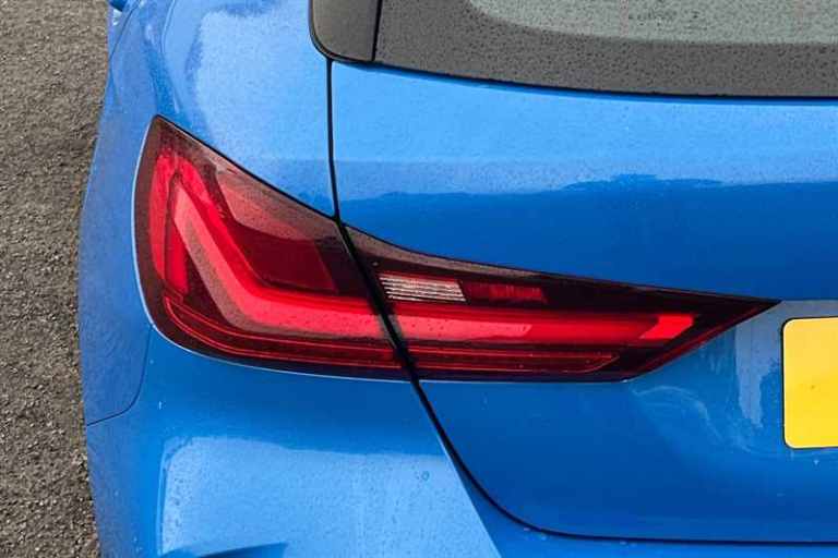 2021 BMW 1 Series 1.5 118i M Sport (LCP) Hatchback 5dr Petrol DCT Euro 6 (s/s) (136 ps) Hatchback...