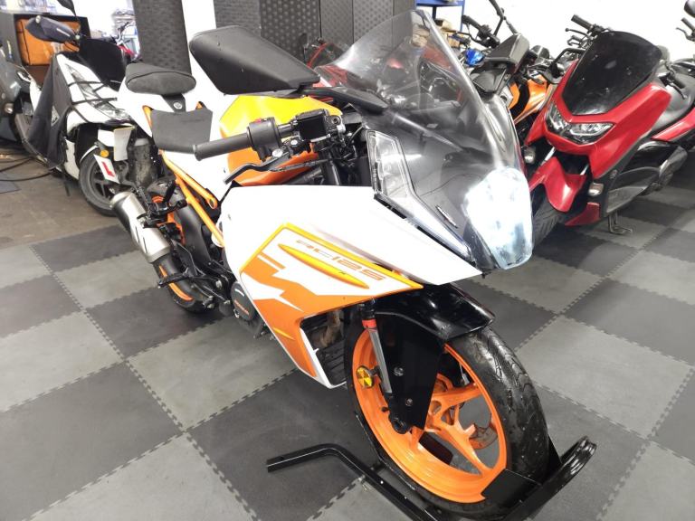 KTM RC 125 2023 Low mileage 