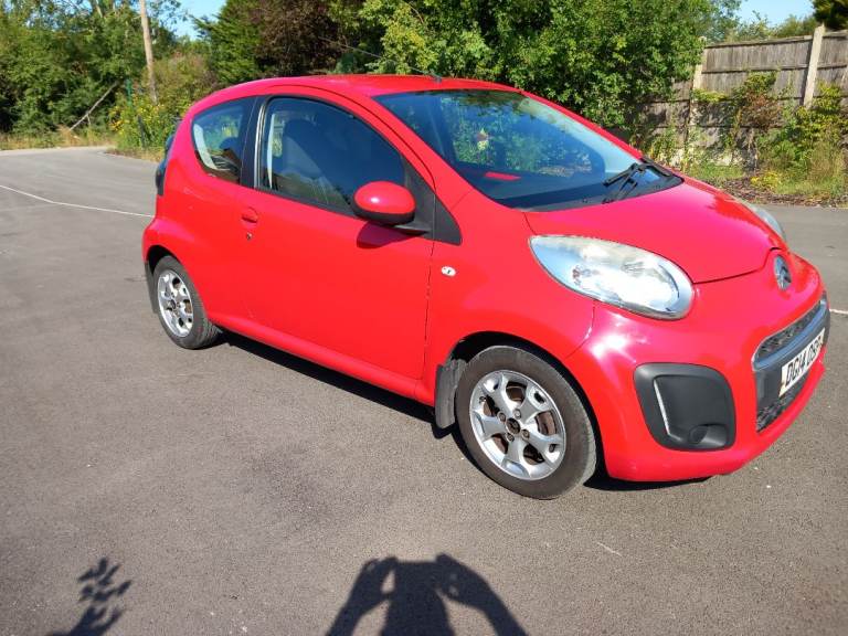 CITROEN C1. EDITION. 2014. 1.0 3 DOOR. LONG MOT. £20 ROAD TAX. ONLY 1 PRE. KEEPER. VERY TIDY.