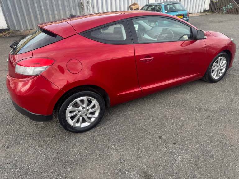 2013 Renault Megane 1.5 dCi Dynamique TomTom 3dr EDC COUPE Diesel Automatic