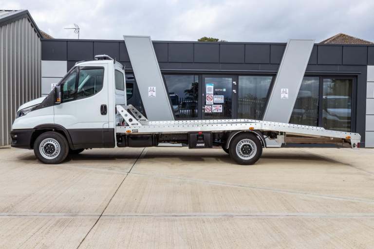 ALUMINIUM RECOVERY TRUCK BODY AMS E-BODY BEAVERTAIL CAR TRANSPORTER