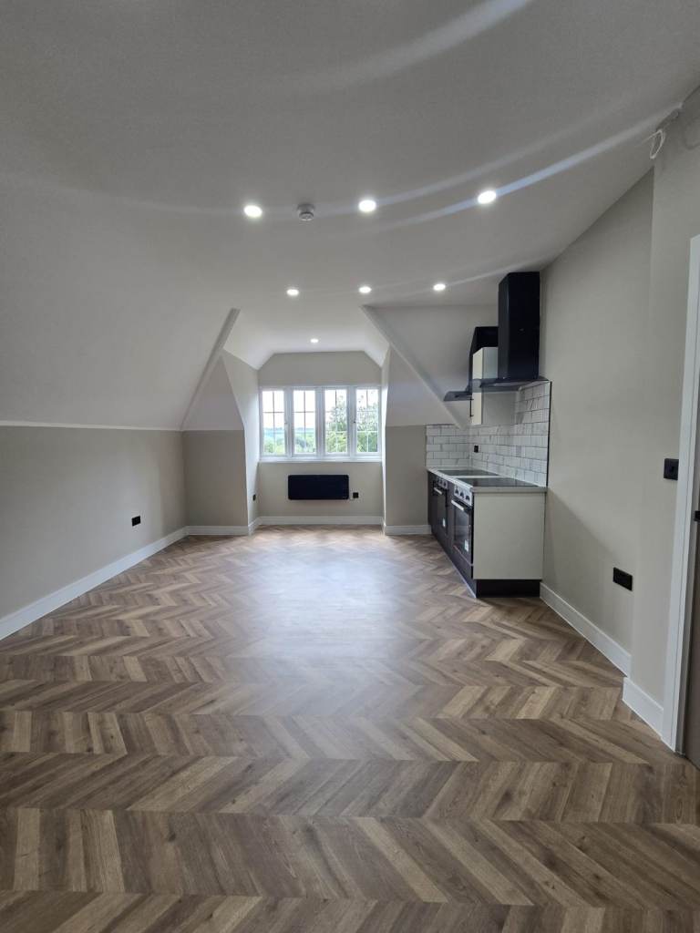 Studio flat to Let in Tandridge, Surrey, No deposit required, Dss welcome