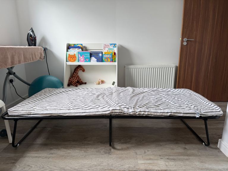 Folding Single bed with mattress