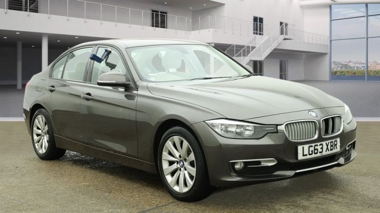 2013 BMW 3 Series 318d Modern 4dr SALOON Diesel Manual