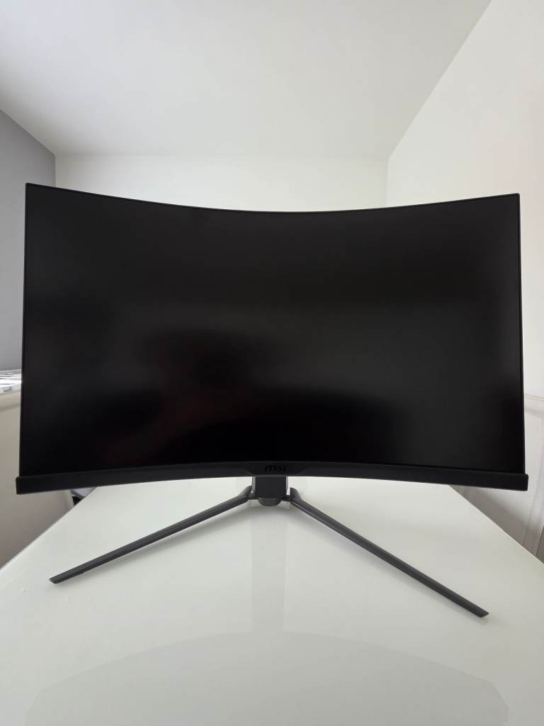 MSI MAG ARTYMIS 324CP 32" Curved Gaming Monitor