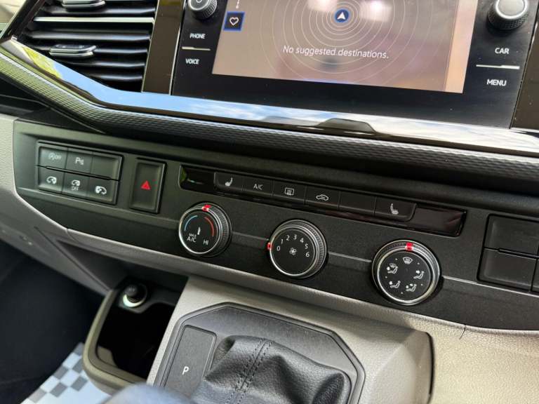 VW Transporter T32 Kombi 204 DSG Highline, Huge Spec, Genuine Leighton Van Model