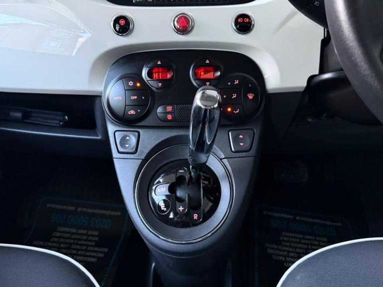 2015 Fiat 500 1.2 Lounge 3dr Dualogic [Start Stop] HATCHBACK PETROL Automatic
