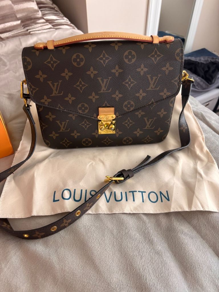 Hand bag really lovely bag 