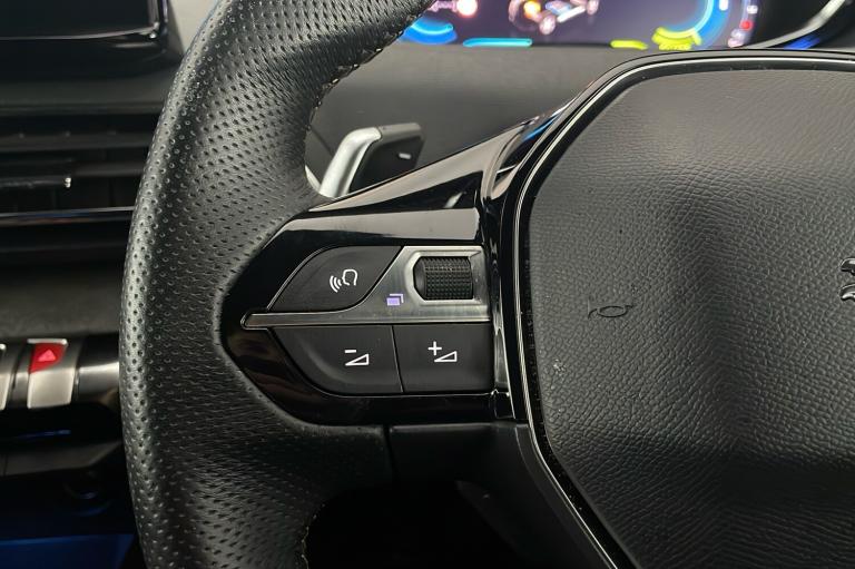  Peugeot 3008 SUV Hybrid 1.6 13.2kwh Gt Suv 5dr Petrol Plug In Hybrid E Eat 4wd