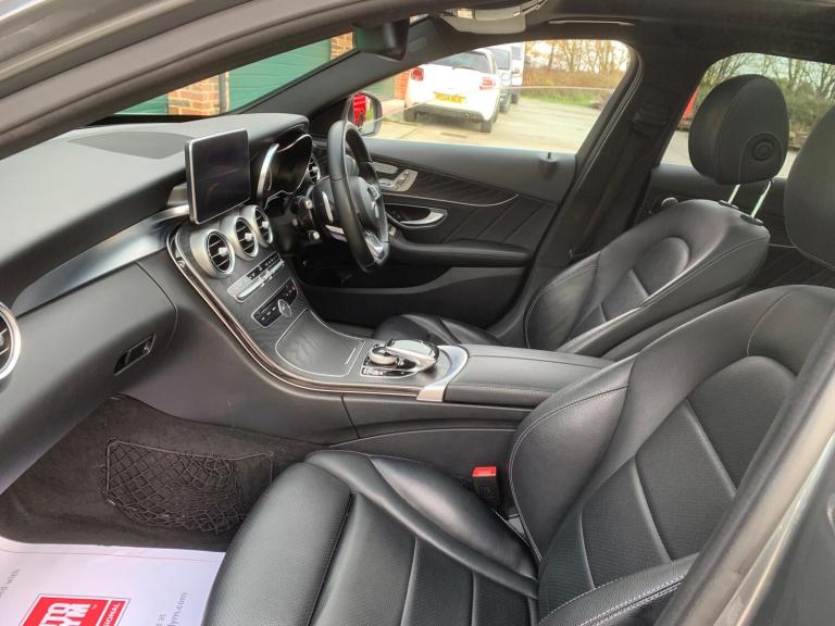 2017 Mercedes-Benz C Class 2.1 C220d AMG Line (Premium Plus) G-Tronic+ Euro 6 (s/s) 5dr ESTATE Di...
