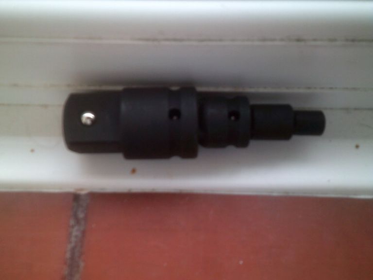 AUTO SOCKET ADAPTOR SET (4) NEW & UNUSED