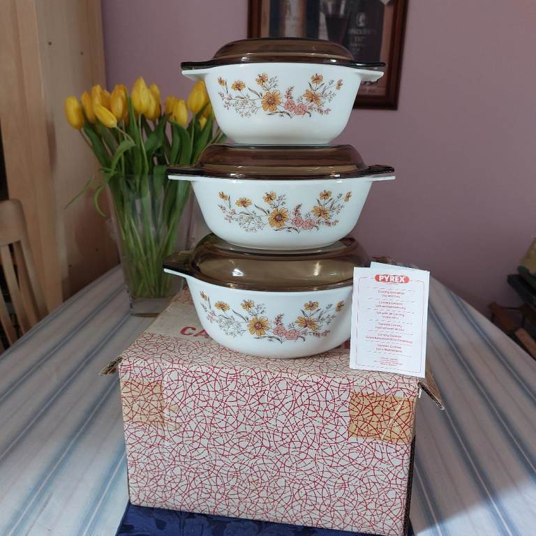 Vintage Pyrex 3 Piece Casserole Set – Woodland Autumn Design